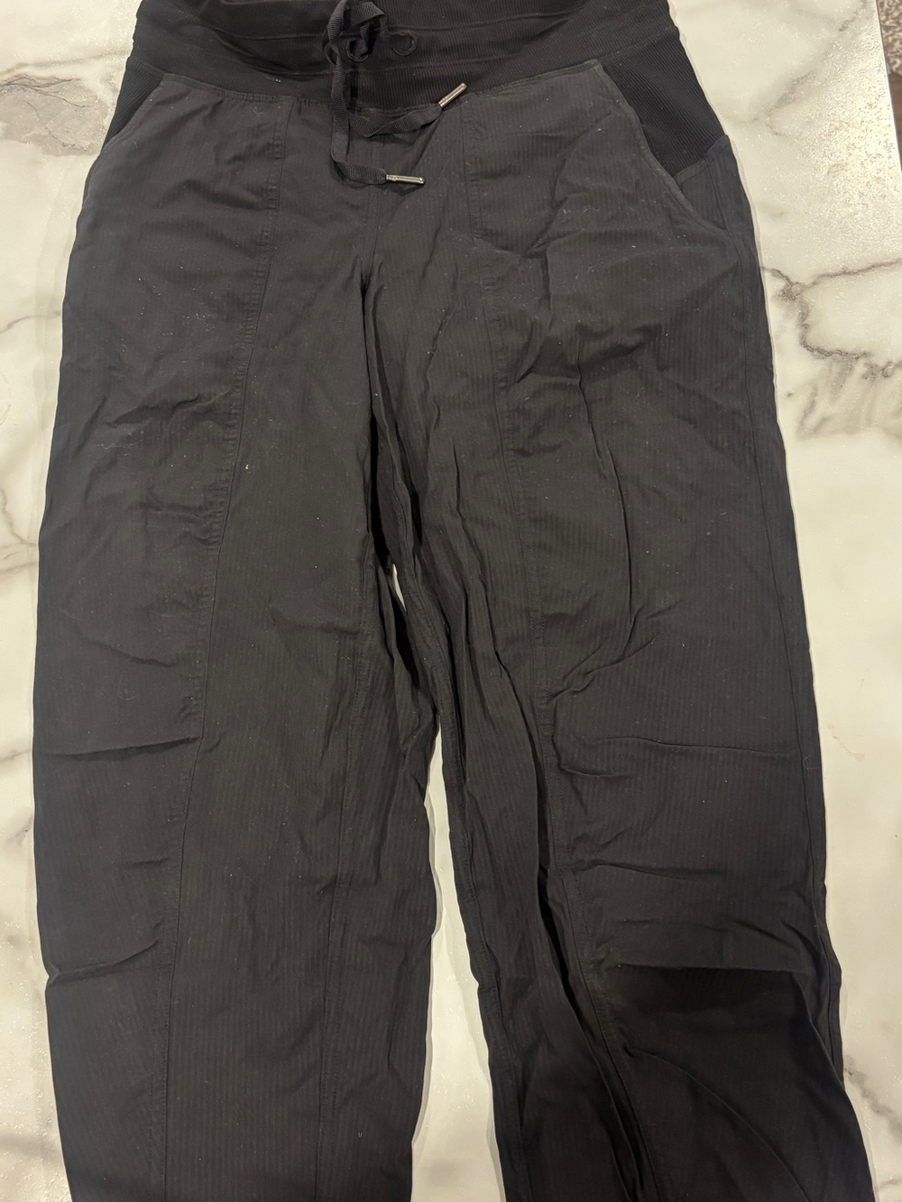 Lululemon dance studio joggers - size 4